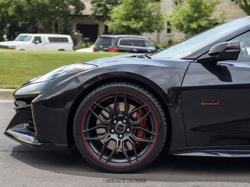 Used 2023 Chevrolet Corvette Z06 RWD image 4