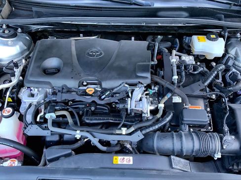 Used 2019 Toyota Avalon Limited FWD image 31