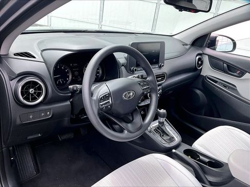 Used 2023 Hyundai Kona SEL AWD/4WD image 8