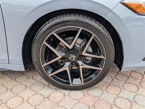 Used 2022 Honda Civic Sport Touring image 17