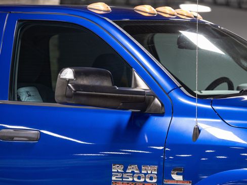 Used 2015 RAM 2500 Tradesman w/ Chrome Appearance Group AWD/4WD image 25