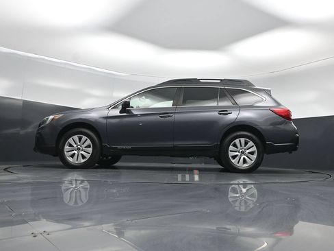 Used 2019 Subaru Outback 2.5i Premium AWD/4WD image 7