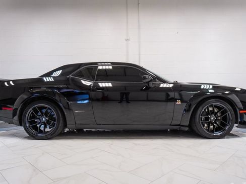 Used 2022 Dodge Challenger R/T Scat Pack RWD image 29