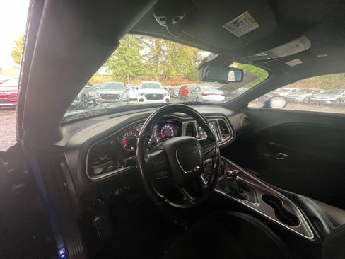 Used 2022 Dodge Challenger GT w/ Plus Package image 33