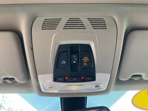 Used 2018 BMW 320i xDrive Sedan AWD/4WD image 23