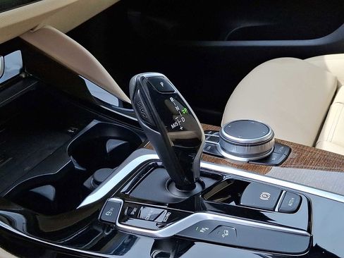 Used 2020 BMW X4 xDrive30i w/ Premium Package image 16