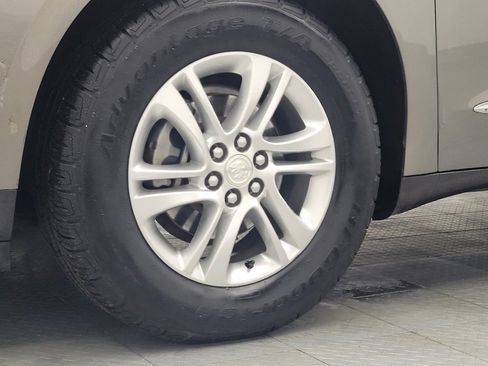 Used 2019 Buick Enclave Essence image 31