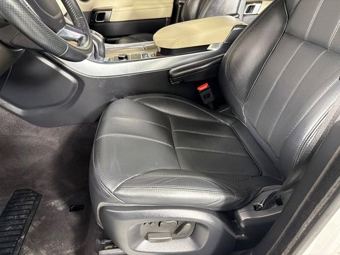 Used 2015 Land Rover Range Rover Sport HSE AWD/4WD image 10
