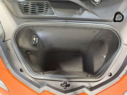 Used 2025 Chevrolet Corvette Z06 RWD image 26