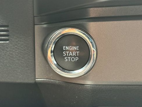 Used 2020 Toyota Tacoma TRD Off-Road w/ Technology Package RWD image 24
