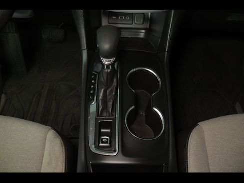 Used 2024 Chevrolet Equinox LS w/ LS Convenience Package image 26