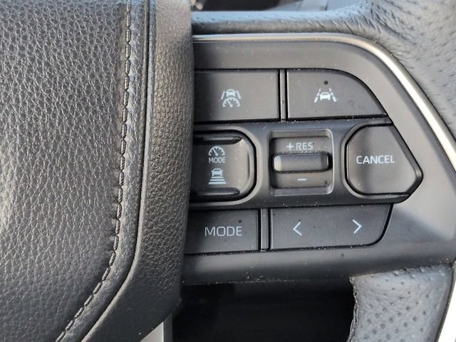Certified 2025 Toyota Tacoma TRD Off-Road AWD/4WD image 24