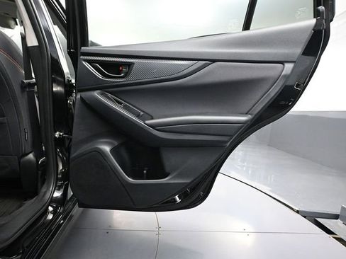 Used 2022 Subaru Crosstrek 2.0i Premium w/ Moonroof Package image 44