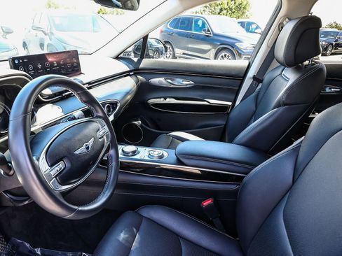 Used 2025 Genesis GV70 2.5T AWD/4WD image 20