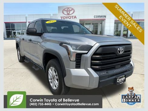 Used 2022 Toyota Tundra SR5 w/ SR5 Convenience Package AWD/4WD image 1