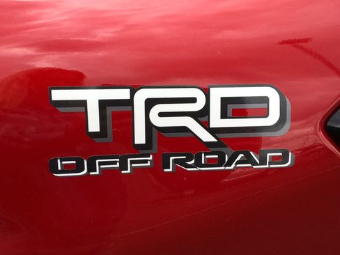 New 2026 Toyota Tacoma TRD Off-Road w/ TRD Off Road Premium Package AWD/4WD image 4