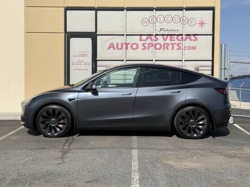 Used 2023 Tesla Model Y Performance AWD/4WD image 6