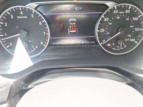 Certified 2025 Nissan Pathfinder SV FWD image 12