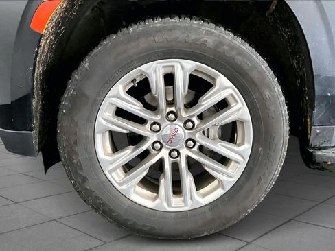 Used 2021 GMC Yukon SLT image 10