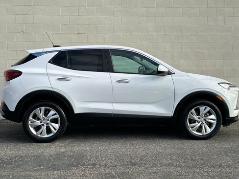 Used 2024 Buick Encore GX Preferred FWD image 3