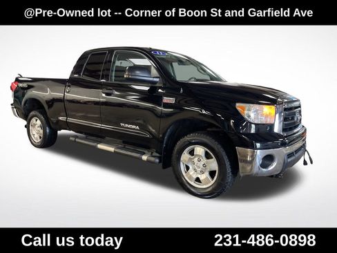 Used 2011 Toyota Tundra 4x4 Double Cab w/ TRD Off-Road Pkg image 7
