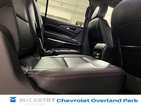 Used 2025 Chevrolet Traverse Z71 w/ Enhanced Driving Package AWD/4WD image 29