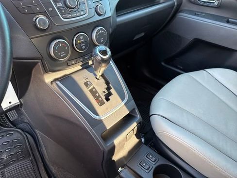 Used 2014 MAZDA MAZDA5 Grand Touring image 27