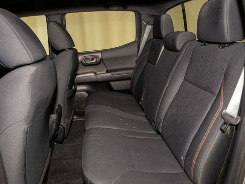 Certified 2020 Toyota Tacoma TRD Sport image 7