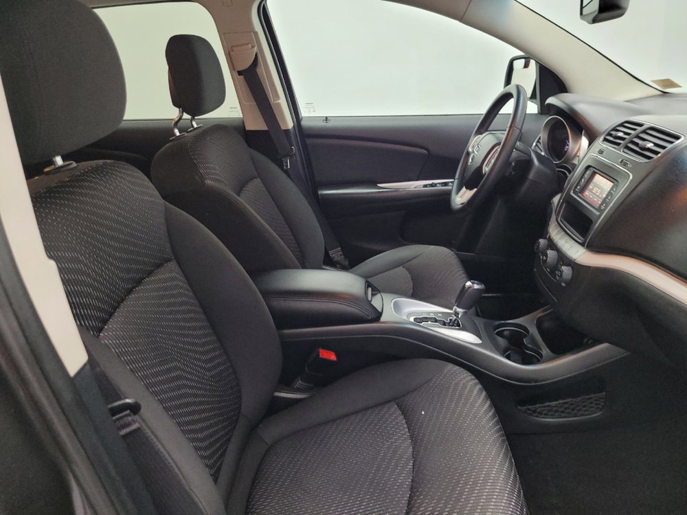 Used 2016 Dodge Journey SE w/ Flexible Seating Group FWD image 21