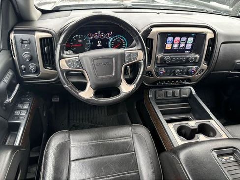 Used 2018 GMC Sierra 1500 Denali w/ Denali Ultimate Package AWD/4WD image 18