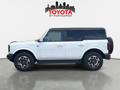 Used 2025 Ford Bronco Outer Banks image 6
