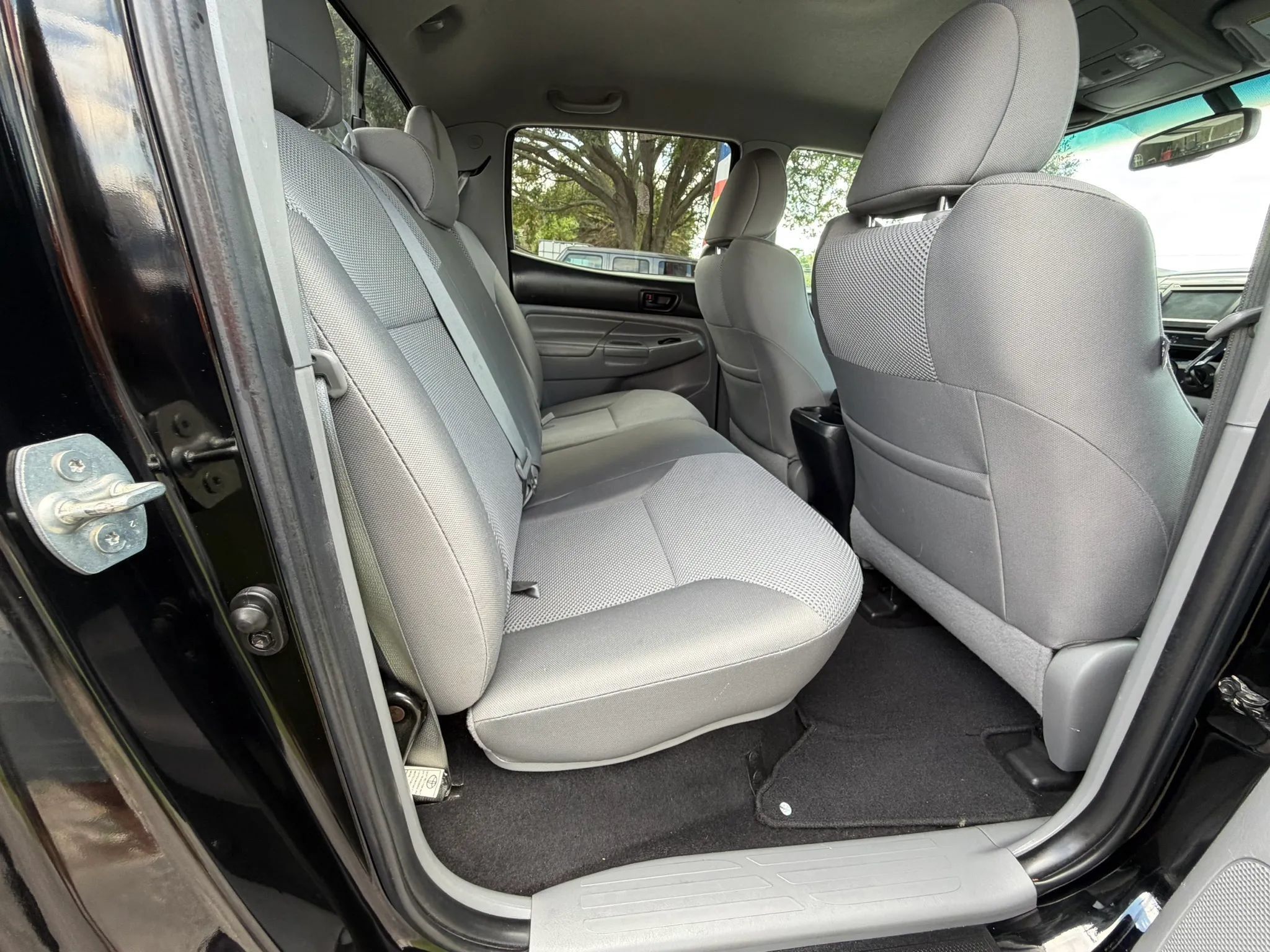 Used 2013 Toyota Tacoma 4x4 Double Cab w/ TRD Off-Road Pkg image 29