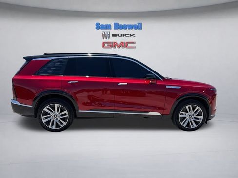 Used 2026 Cadillac Vistiq Luxury AWD/4WD image 11