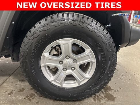 Used 2022 Jeep Wrangler Unlimited Sport image 33