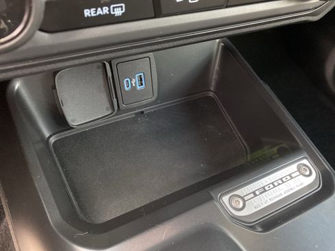 Used 2025 Ford Bronco 2-Door image 35