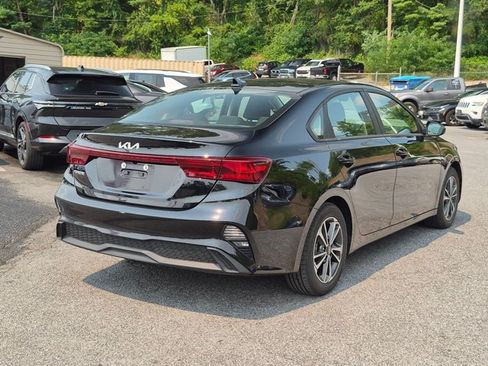 Used 2024 Kia Forte LXS FWD image 5