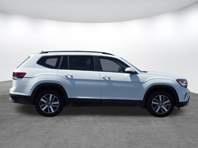 Used 2023 Volkswagen Atlas SE FWD image 2