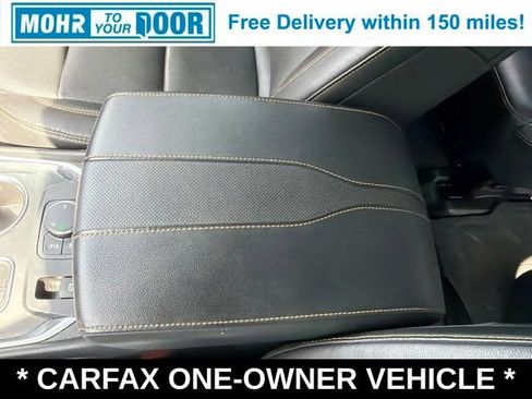 Used 2021 Chevrolet Traverse Premier w/ Redline Edition FWD image 27