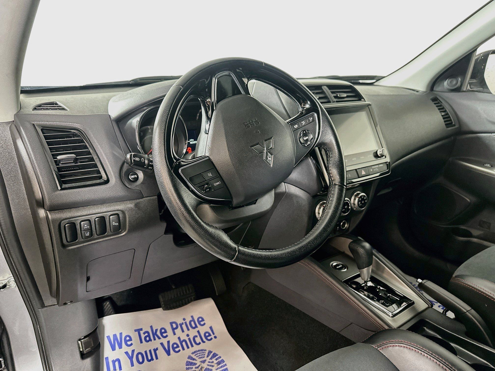 Used 2024 Mitsubishi Outlander Sport SE AWD/4WD image 9