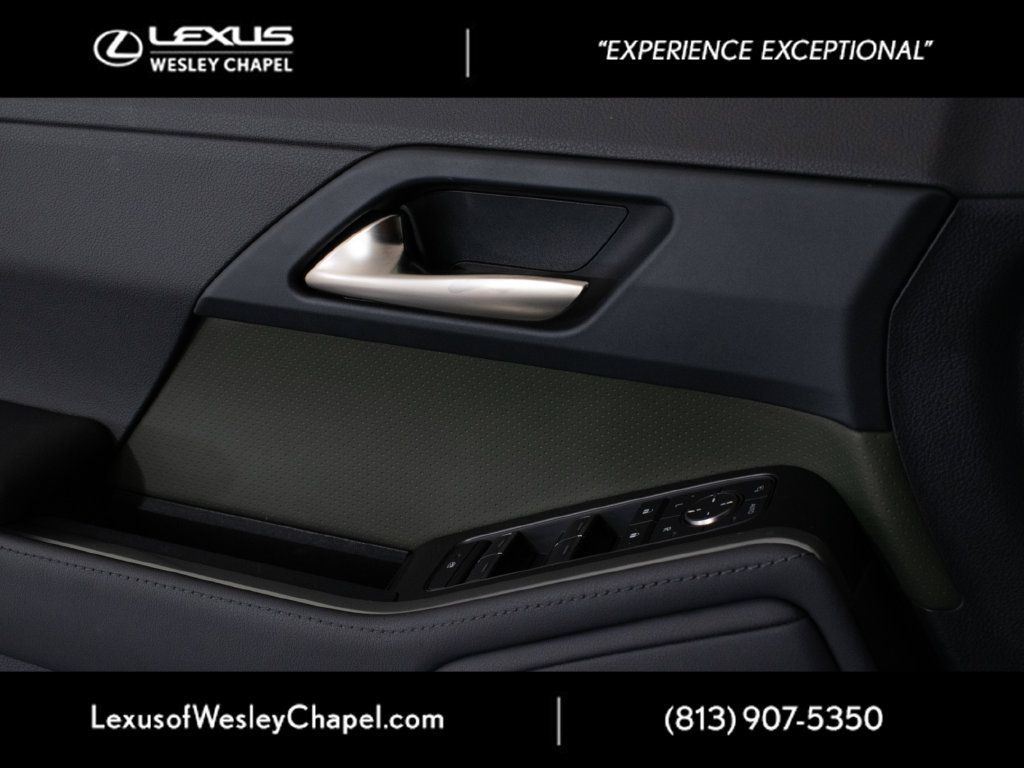 Certified 2025 Lexus GX 550 AWD/4WD image 23