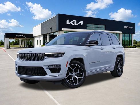 Used 2022 Jeep Grand Cherokee Summit AWD/4WD image 1