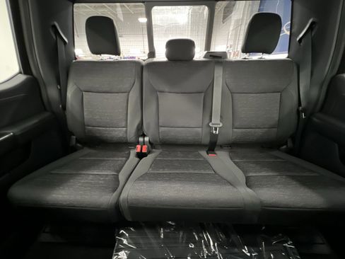 Used 2022 Ford F150 XLT w/ Equipment Group 302A High image 17