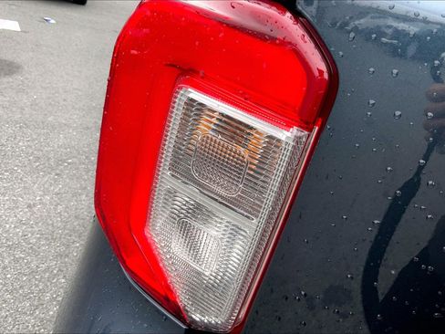 Used 2023 Ford Explorer XLT w/ Equipment Group 202A image 32