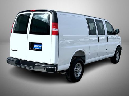 New 2026 Chevrolet Express 2500 w/ Driver Convenience Package image 5