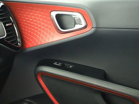 Used 2023 Kia Soul GT-Line FWD image 30
