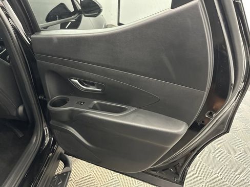 Used 2025 Hyundai Santa Cruz SEL FWD image 16