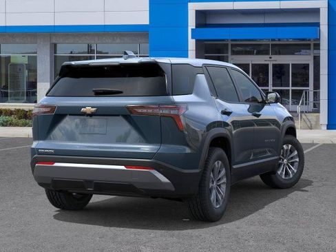New 2026 Chevrolet Equinox LT w/ Safety and Technology Package FWD image 4