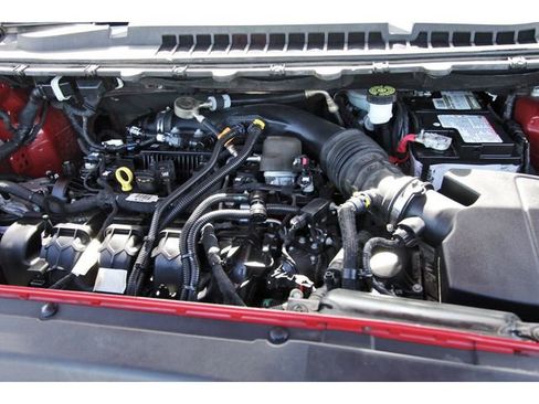 Used 2019 Ford Edge Titanium image 29