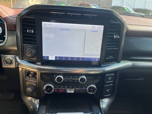 Used 2023 Ford F150 Lariat w/ Equipment Group 502A High image 21