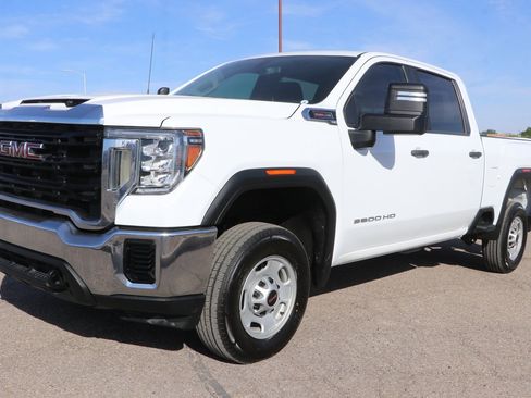 Used 2020 GMC Sierra 2500 4x4 Crew Cab w/ Convenience Package image 3